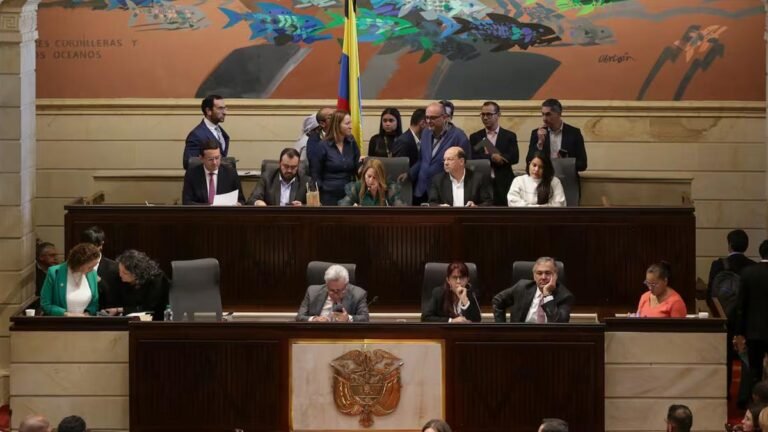 Presupuesto 2026 da primer paso en el Congreso con recorte de 10 billones