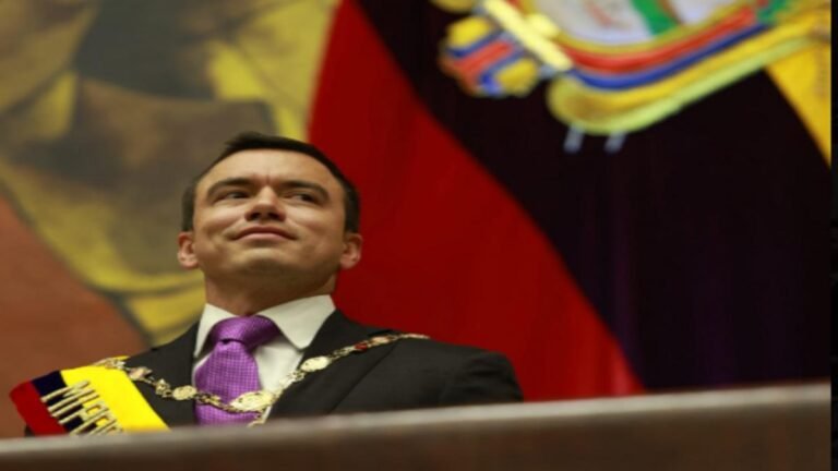 Noboa impulsa Constituyente en Ecuador