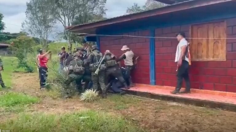 Campesinos enfrentaron al Ejército para evitar captura de cabecilla de las disidencias en Meta