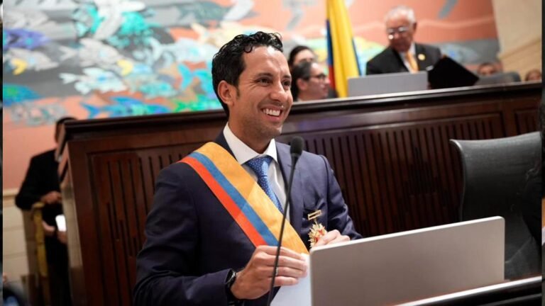 Julián David López advierte que la falta de concesión en del aeropuerto Alfonso Bonilla Aragón, pone en riesgo 4,5 billones y miles de empleos
