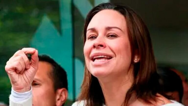 Conmovedor mensaje de María Claudia Tarazona tras masacre de 13 policías en Amalfi, Antioquia