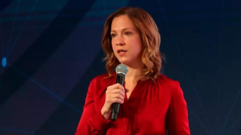 María Fernanda Lacouture, directora de la Cámara de Comercio Colombo Americana, hizo un llamado a Petro para que “proteja la vida, los derechos y la seguridad de los colombianos»