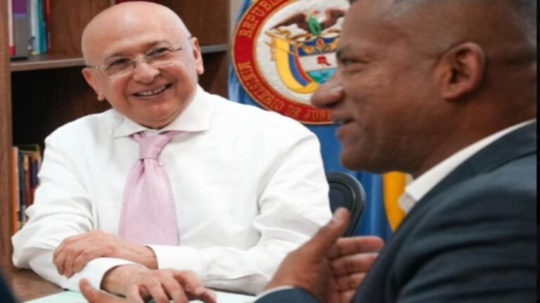 Montealegre sacude el notariado: ¡investiguen los cupos corruptos!
