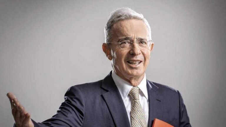 Uribe y la JEP. El expresidente pide cárcel máxima de 5 años a militares