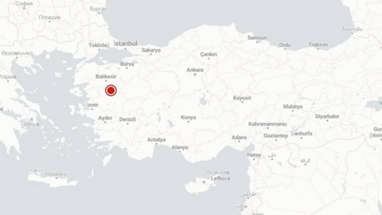 Fuerte terremoto de magnitud 6,1 sacude el oeste de Turquía y causa alarma en varias provincias