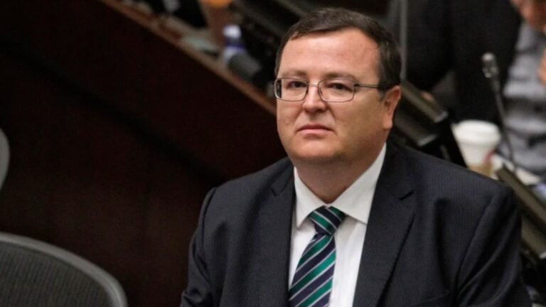 Escándalo en la JEP: investigan a su presidente Alejandro Ramelli por falso positivo