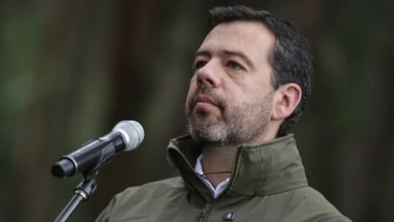 CNE cita a Galán por proceso que podría sacarlo de la Alcaldía de Bogotá