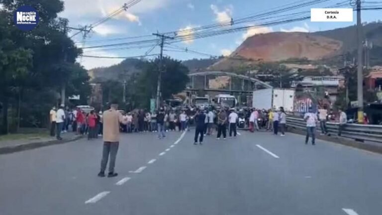 Protesta ciudadana en Zamora, generó monumental trancón para el norte y el oriente del Valle de Aburrá
