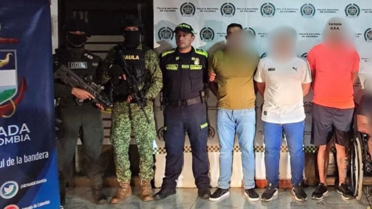 Tres miembros de la Armada Nacional le entregaban información confidencial a grupos criminales para facilitar el narcotráfico