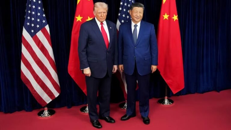 Donald Trump reduce al 10 % los aranceles a China tras acuerdo con Xi Jinping