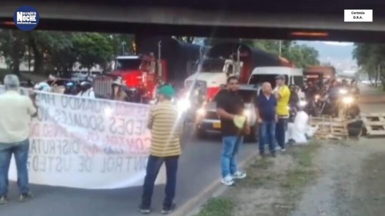 La protesta de los taxistas regresó este miércoles a las vías del Valle de Aburrá
