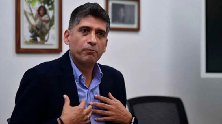 Fiscalía desmiente a Petro: afirma que el fiscal Mario Burgos no tiene procesos por narcotráfico ni vínculos con estructuras criminales