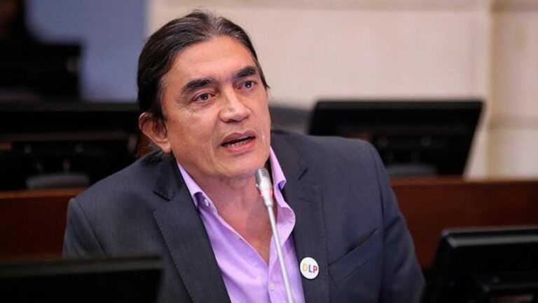 Gustavo Bolívar habla tras sanción de EE. UU. a Petro y su círculo más cercano