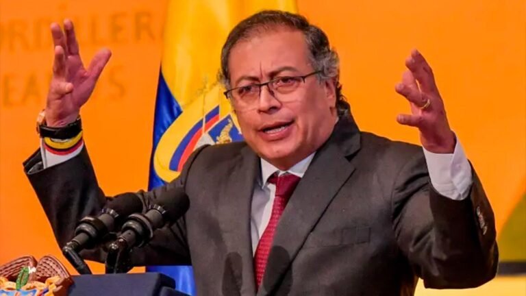 Petro acusa al Consejo de Estado de “censura” tras límites a sus alocuciones presidenciales