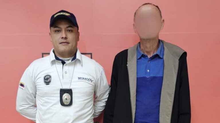 Alcalde Federico Gutiérrez anuncia inadmisión de ciudadano estadounidense con alerta “Angel Watch”
