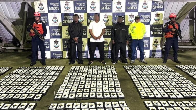 Armada de Colombia incauta casi tres toneladas de cocaína en el Pacífico durante operación conjunta con EE. UU.