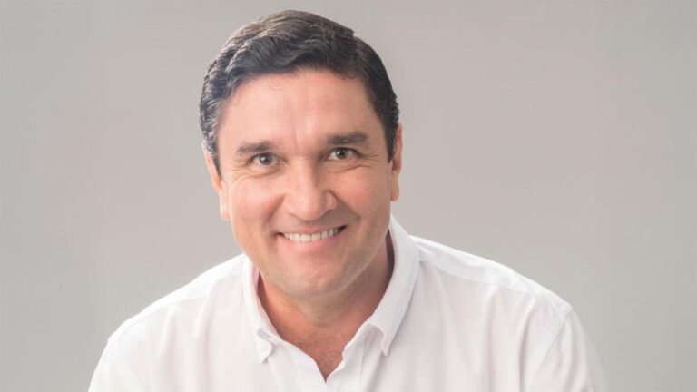“Movimiento ideológico también corrupto que quiere perpetuarse en el poder y no de manera democrática”: Juan Carlos Cárdenas sobre la izquierda en Colombia