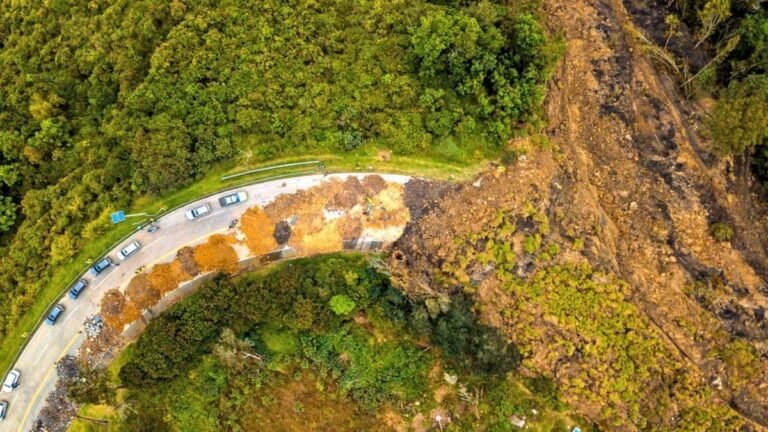 Corficolombiana exige reparación urgente en la Vía al Llano