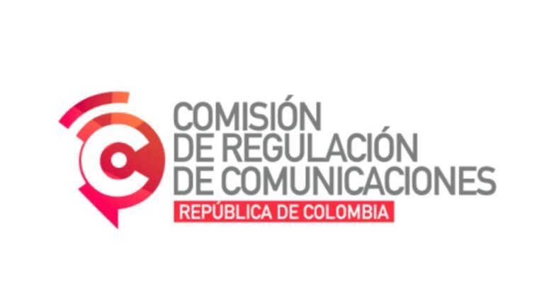 Petro insiste en imponer a comisionado sin requisitos legales, según la CRC