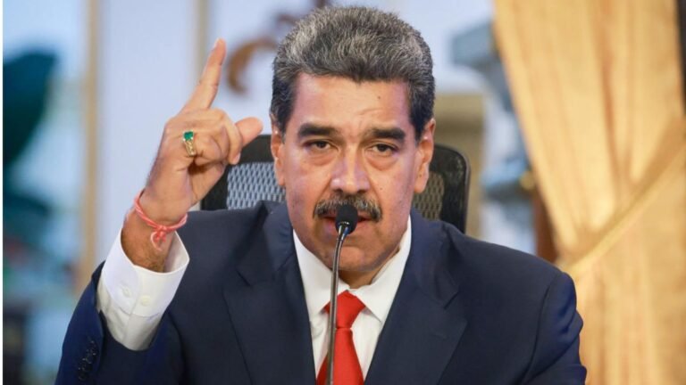 Nicolás Maduro ordena la creación de una aplicación para que los ciudadanos “reporten todo lo que vean y escuchen”