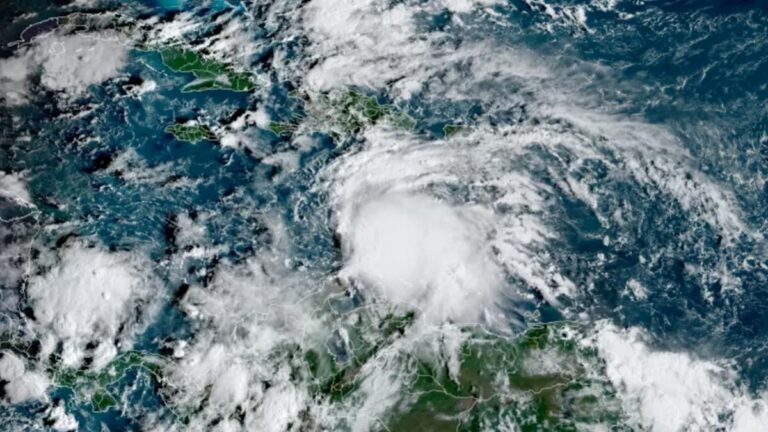 Precaución en el Caribe: La Guajira y Magdalena siguen en alerta por efectos de la tormenta Melissa