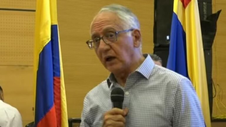 Contratistas denuncian que Ministerio de Salud los obligó a ir al evento de Petro en Ibagué
