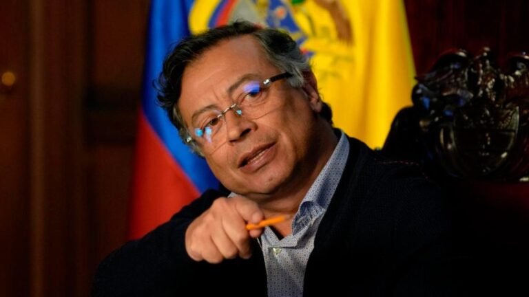 Petro presume incautación histórica y lanza, de nuevo, pulla a Trump: “Sin un solo muerto”