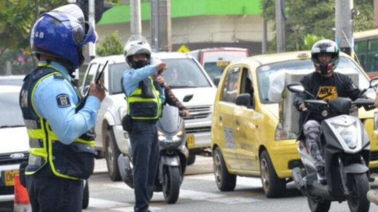 Pico y placa en Medellín este 14 de octubre: placas 5 y 7 no podrán circular; taxis con placas terminadas en 8
