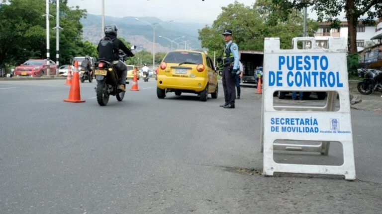 Restricción de pico y placa para placas 5 y 7 este martes 28 de octubre en Medellín y el Valle de Aburrá
