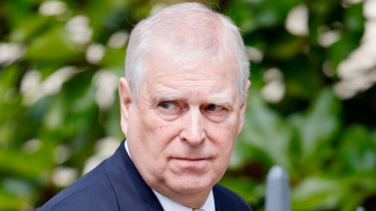 Príncipe Andrew pierde todos sus títulos reales: queda solo como Andrew Mountbatten Windsor