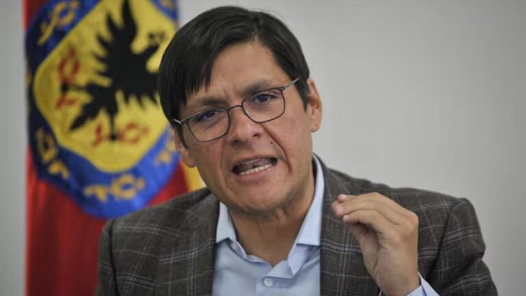Secretaría de Seguridad mantiene restricciones a motos en Bogotá pese a reclamos