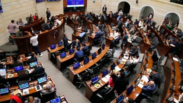 Colombia propone una reforma fiscal ambiciosa para 2026