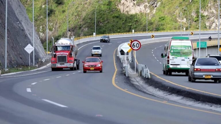 Planes de infraestructura del Gobierno Petro presentan avances menores al 10 %, según informe de la CCI