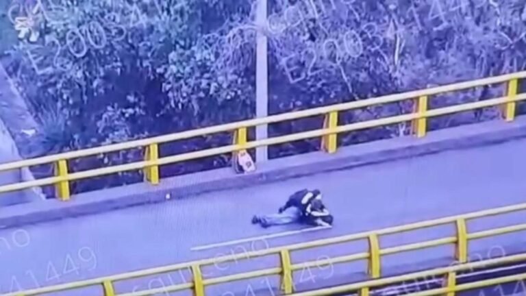 Policía evitó que un ciudadano se quitara la vida en el deprimido de San Juan