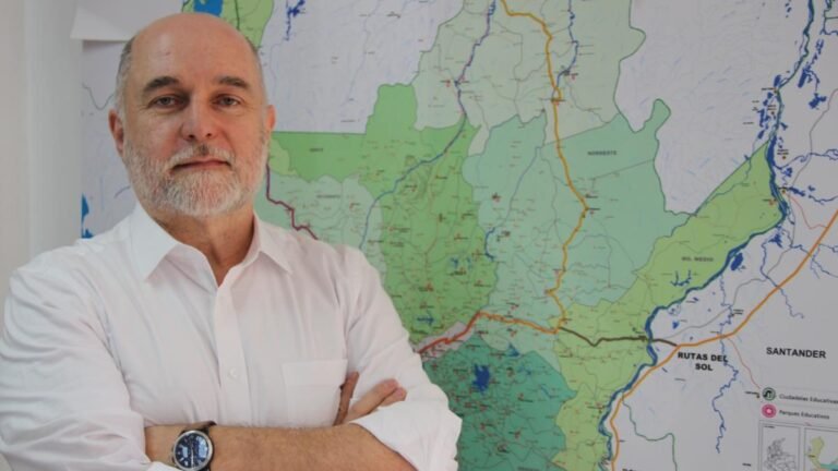 Renunció el secretario de Educación de Antioquia, Mauricio Alviar Ramírez