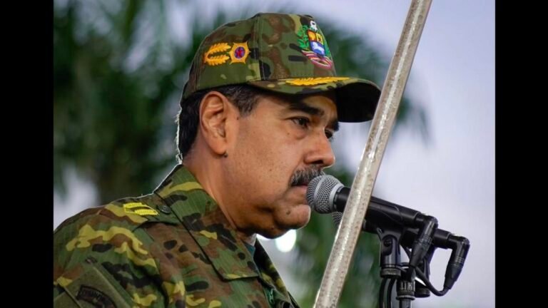 Venezuela: «coyuntura decisiva para su existencia». Nicolás Maduro.
