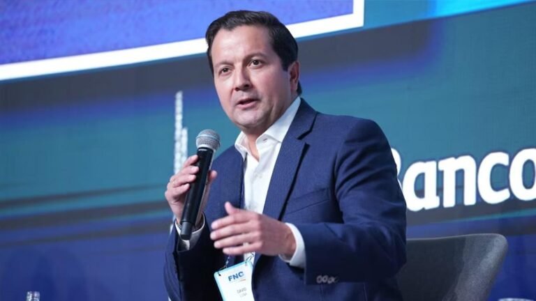 “Si se confirma dicha denuncia, deberá renunciar”: David Luna a Gustavo Petro