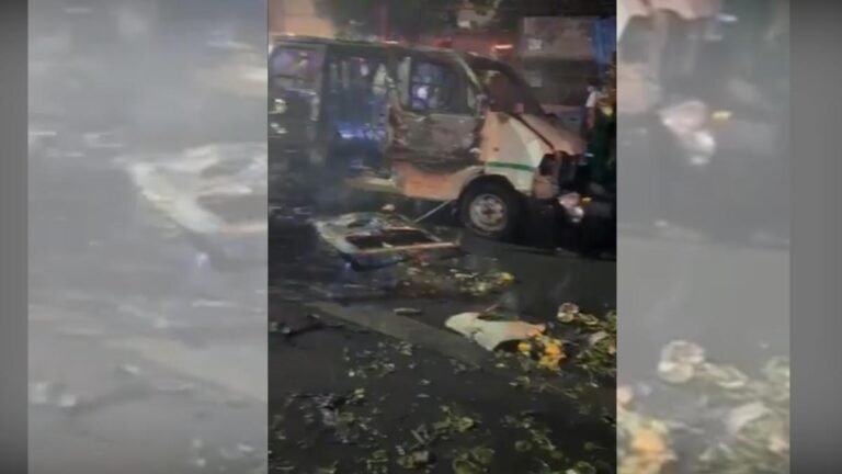 Explosión de un vehículo cerca de la estación de metro Red Fort Metro Station de Nueva Delhi deja al menos un muerto