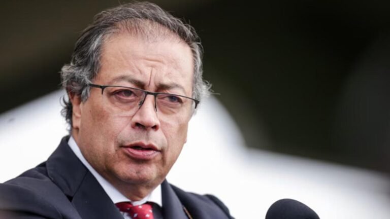 Gustavo Petro no acepta la sanción del CNE por violar los topes permitidos en su campaña presidencial