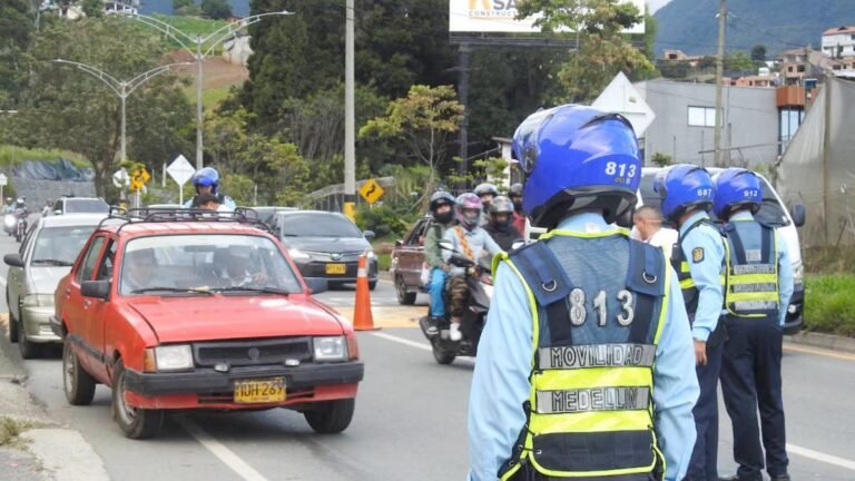 Martes con restricciones: Pico y Placa para este 4 de noviembre en Medellín y el Valle de Aburrá