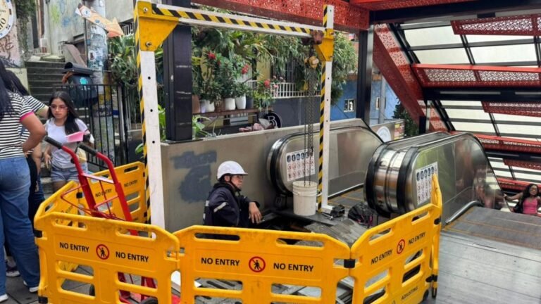 Comienza el mantenimiento de las escaleras de la Comuna 13: cierres parciales hasta 2026