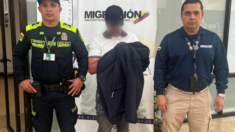 Migración Colombia detuvo a hombre acusado de abuso sexual cuando intentaba salir del país hacia Argentina