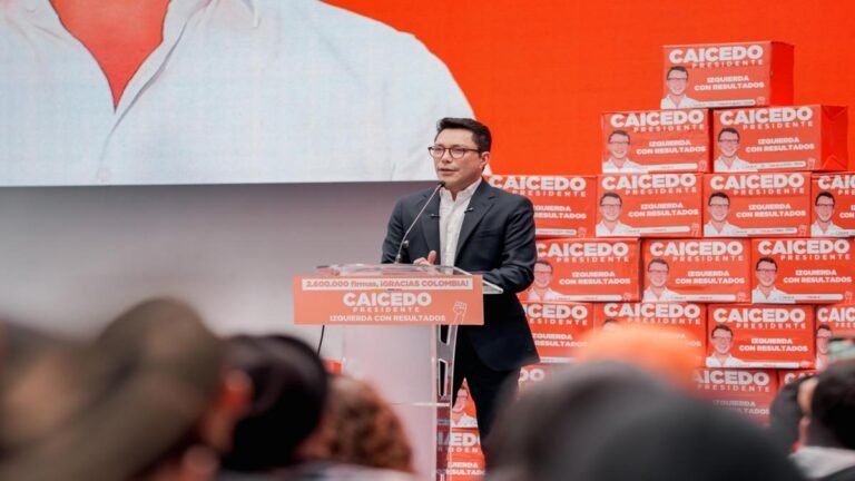 Golpe al bloque progresista: Caicedo decide ir solo y enfrenta a Cepeda