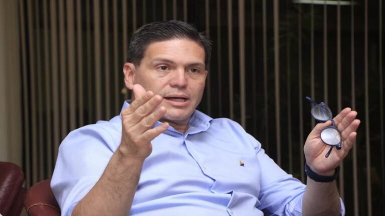 Pinzón se hace esperar: su entrada a la Gran Consulta se decidirá después de Navidad