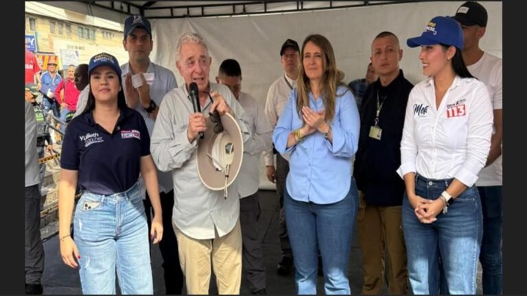Álvaro Uribe cede la jugada: Paloma Valencia decidirá si van a la Gran Consulta