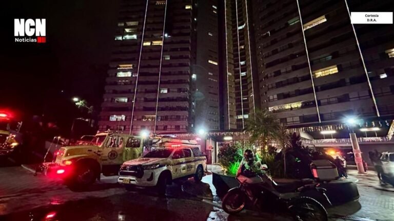 Incendio en edificio de Medellín dejó 6 personas lesionadas y obligó a la evacuación de 240 personas