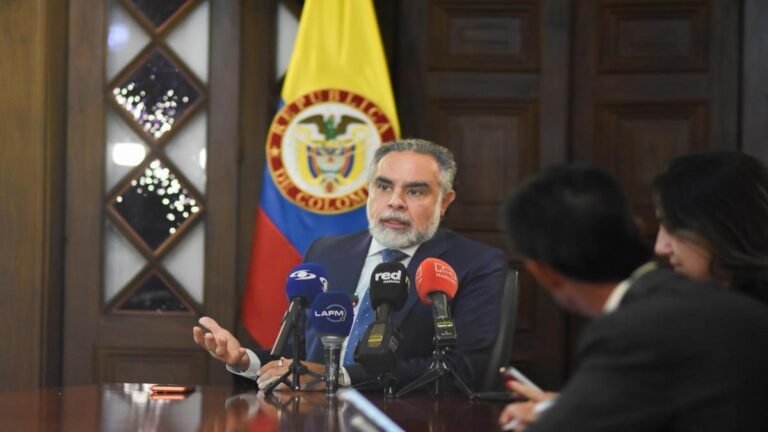 Confirmado por Benedetti: el decreto de emergencia económica ya está firmado