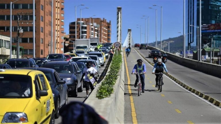 Bogotá anuncia su Plan Integral de Navidad 2025 con refuerzo en seguridad, movilidad y control de pólvora