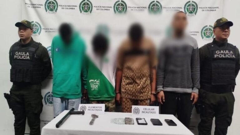 Rescatan a hombre retenido contra su voluntad en Robledo y capturan a cinco implicados