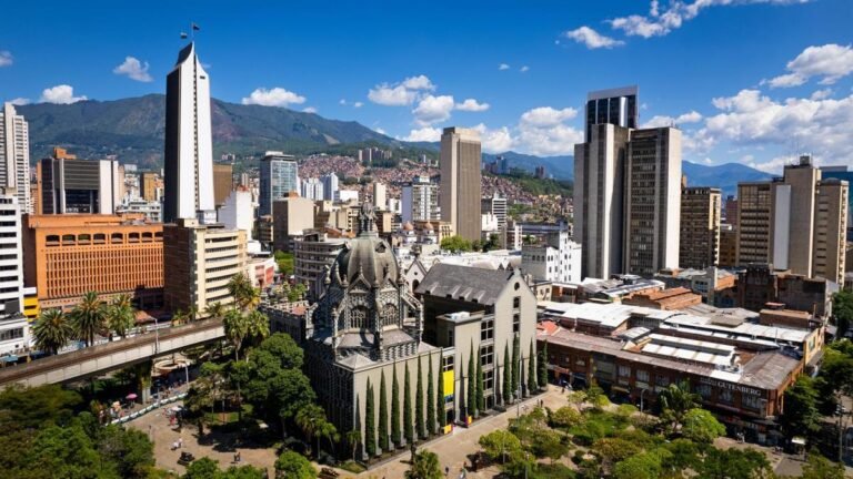 Medellín Cómo Vamos: el 63% de los habitantes considera que Medellín va por buen camino